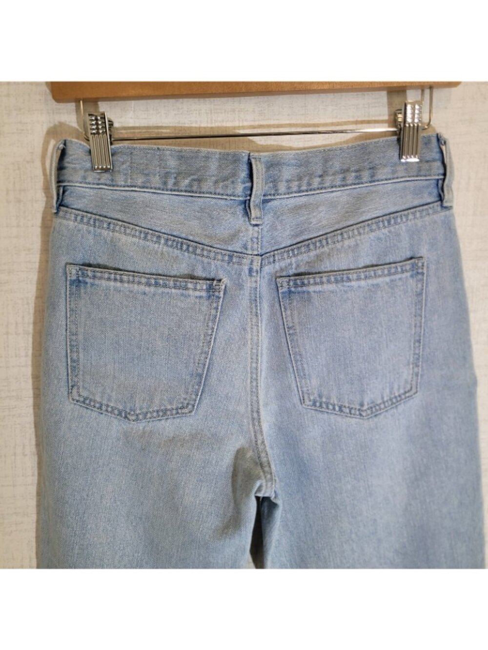 We The Free Jeans Women 26 Blue Tapered Button Fly Distressed Hi Rise Raw Hem - Picture 5 of 11